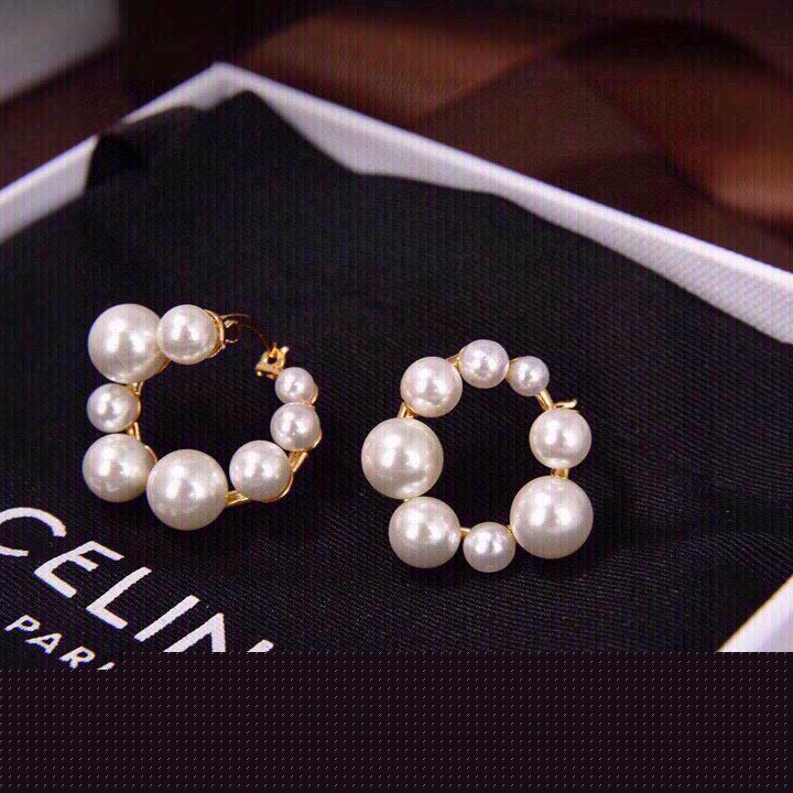 Ce**e earrings